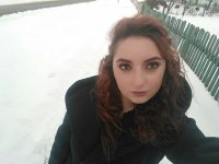 LeahCharm's Offline Chat Room
