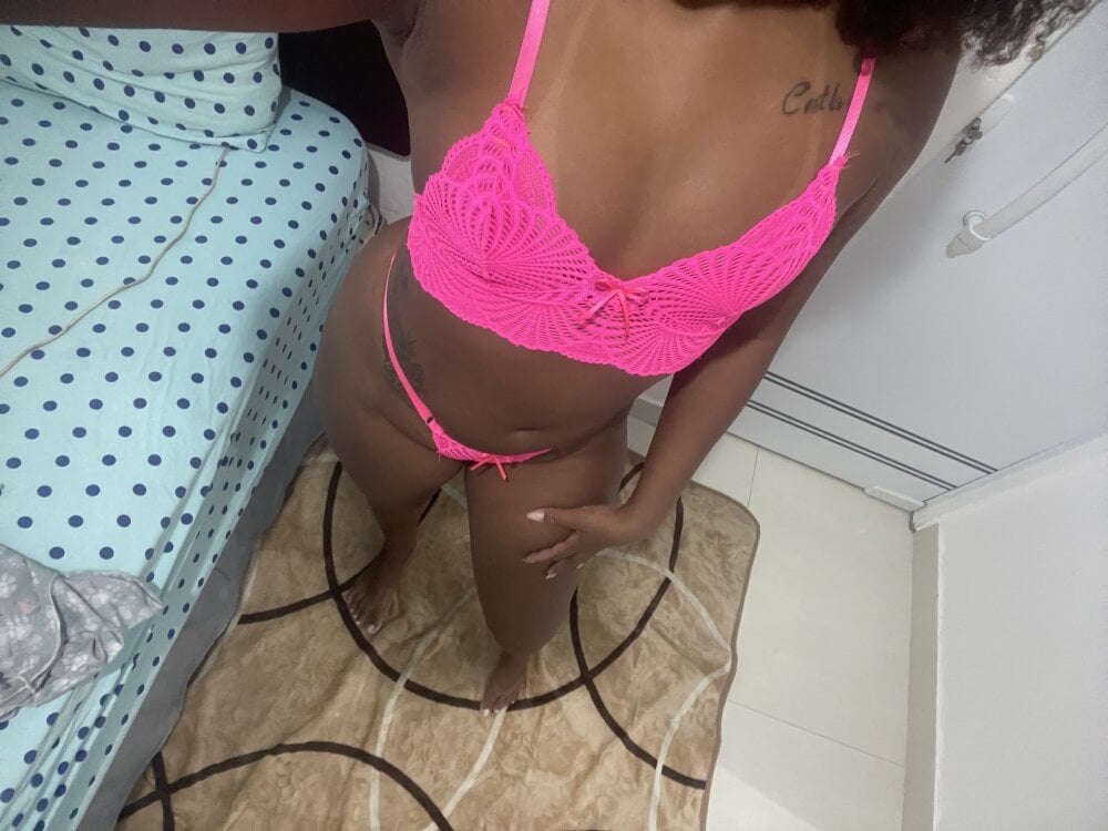 felina98 profile