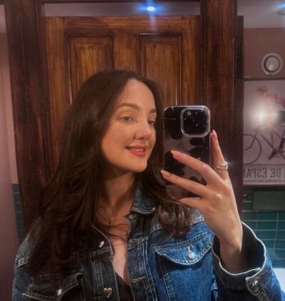 laceyjames24 on StripChat