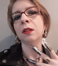 mssavagebxtch's Offline XXX Chat