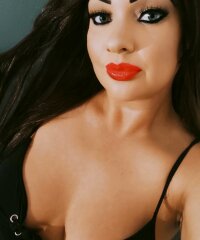 nyuszika92's Offline XXX Chat