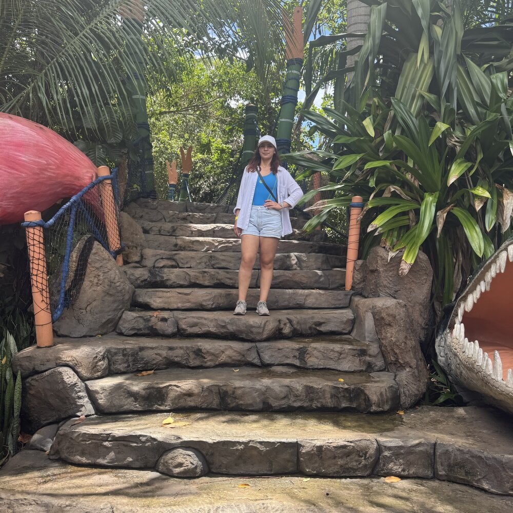 Abril_fostter profile