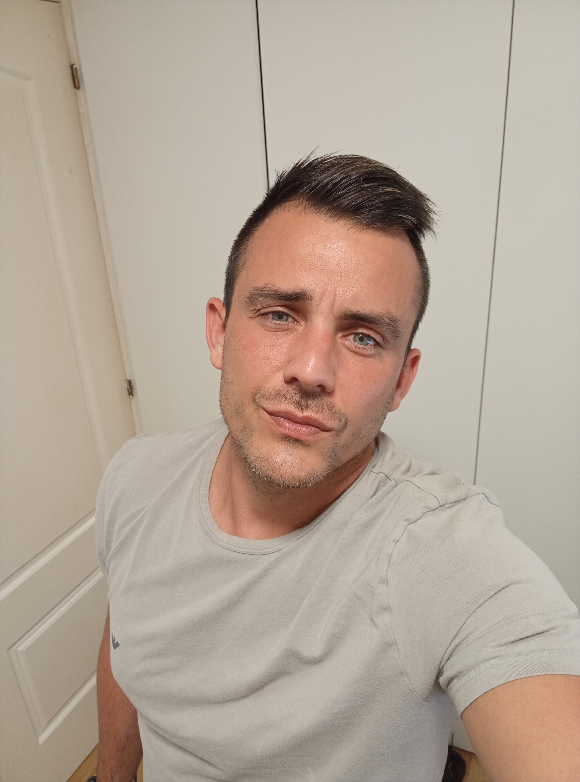 latinblueboy