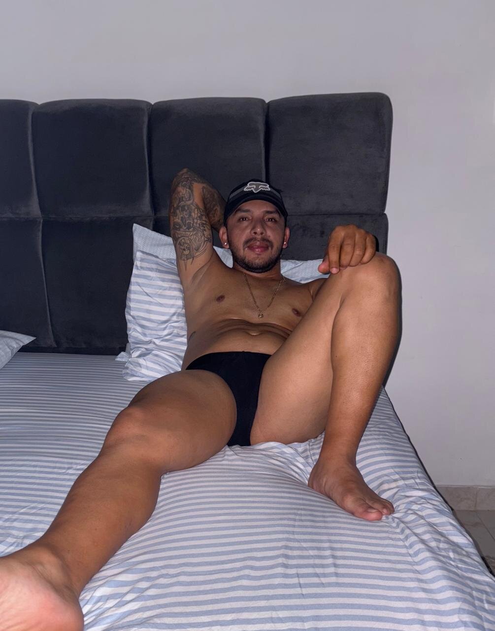 aaron-777