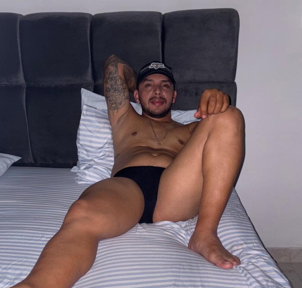 aaron-777