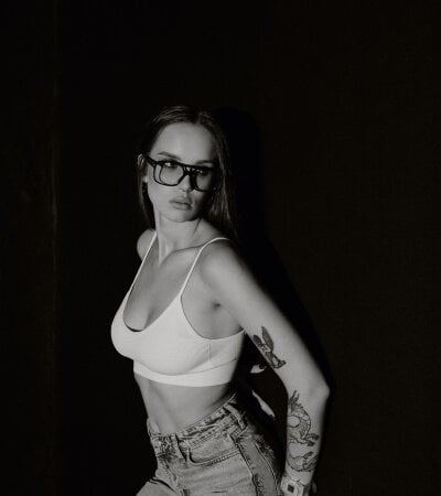 Bellamurr_ - Stripchat Teen Blowjob Cam2cam Girl 