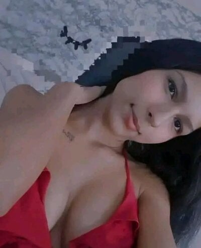 Emma_mae on StripChat