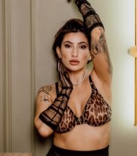 SinphonyX's webcam live show