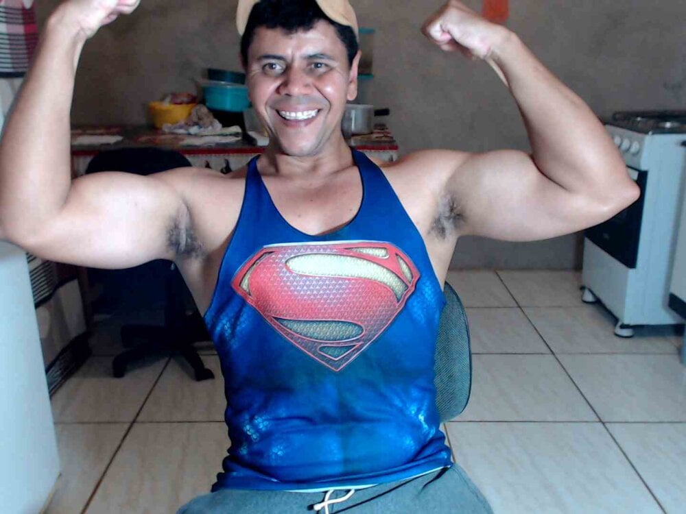 jegue_moreno live cam model at StripChat