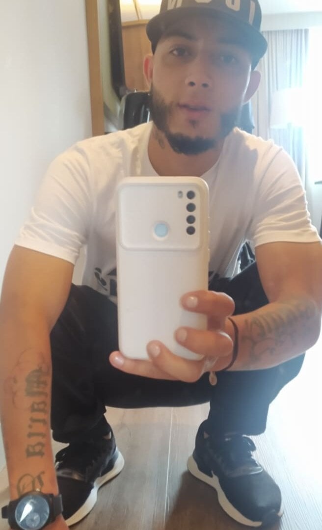 guymonstercock profile