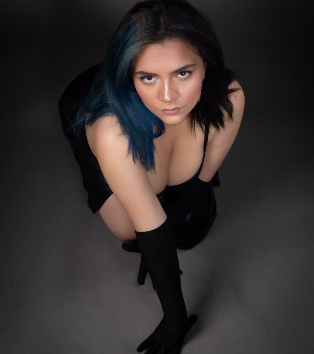 kiara_cruz__ from stripchat