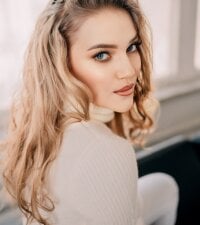 EstellaCain's Offline Chat Room