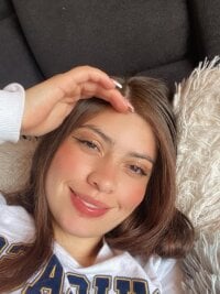soffibunny Adlı Modelin Çevrimdışı Sohbet Odası