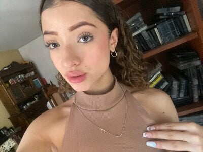 Alicia_ALICIA - mobile teens