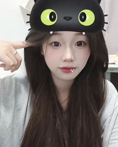 ym18room from stripchat