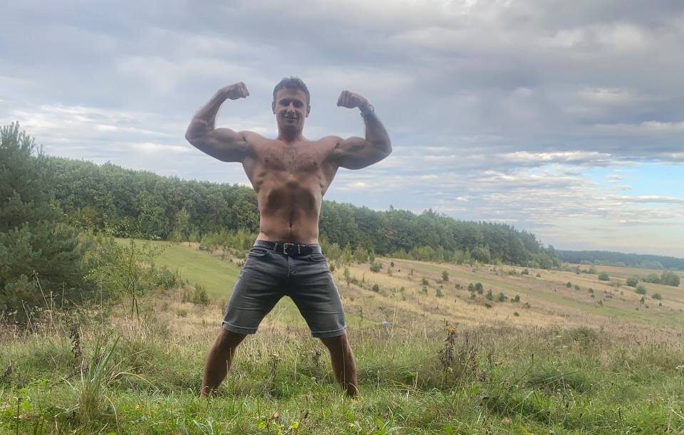 muscle_uncut