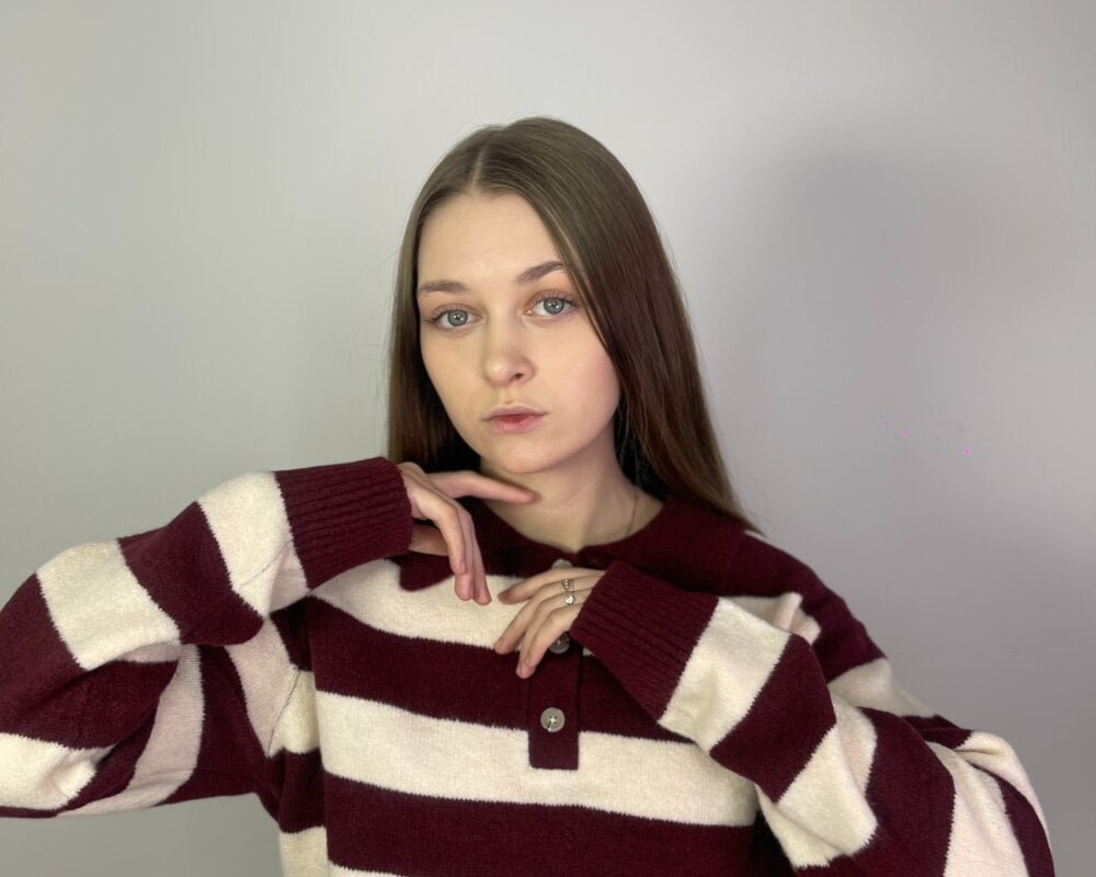 free6cams.com anhmounkes livesex profile in french cams