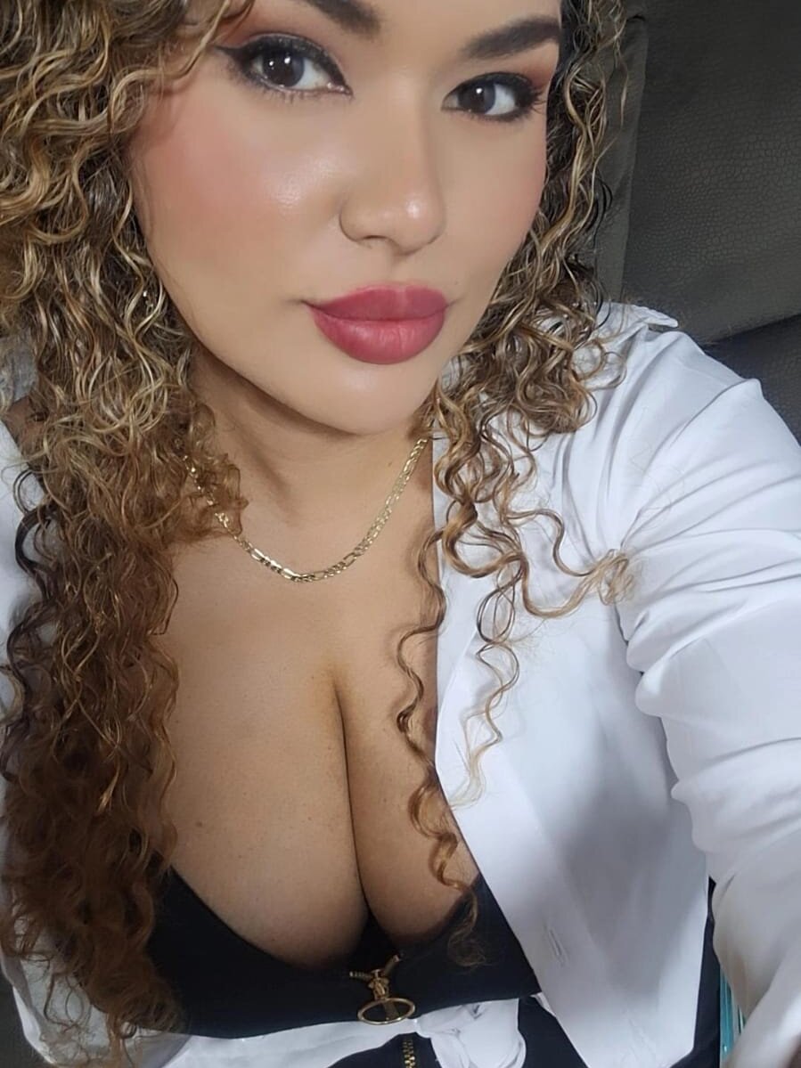 TianaRios_Pink profile