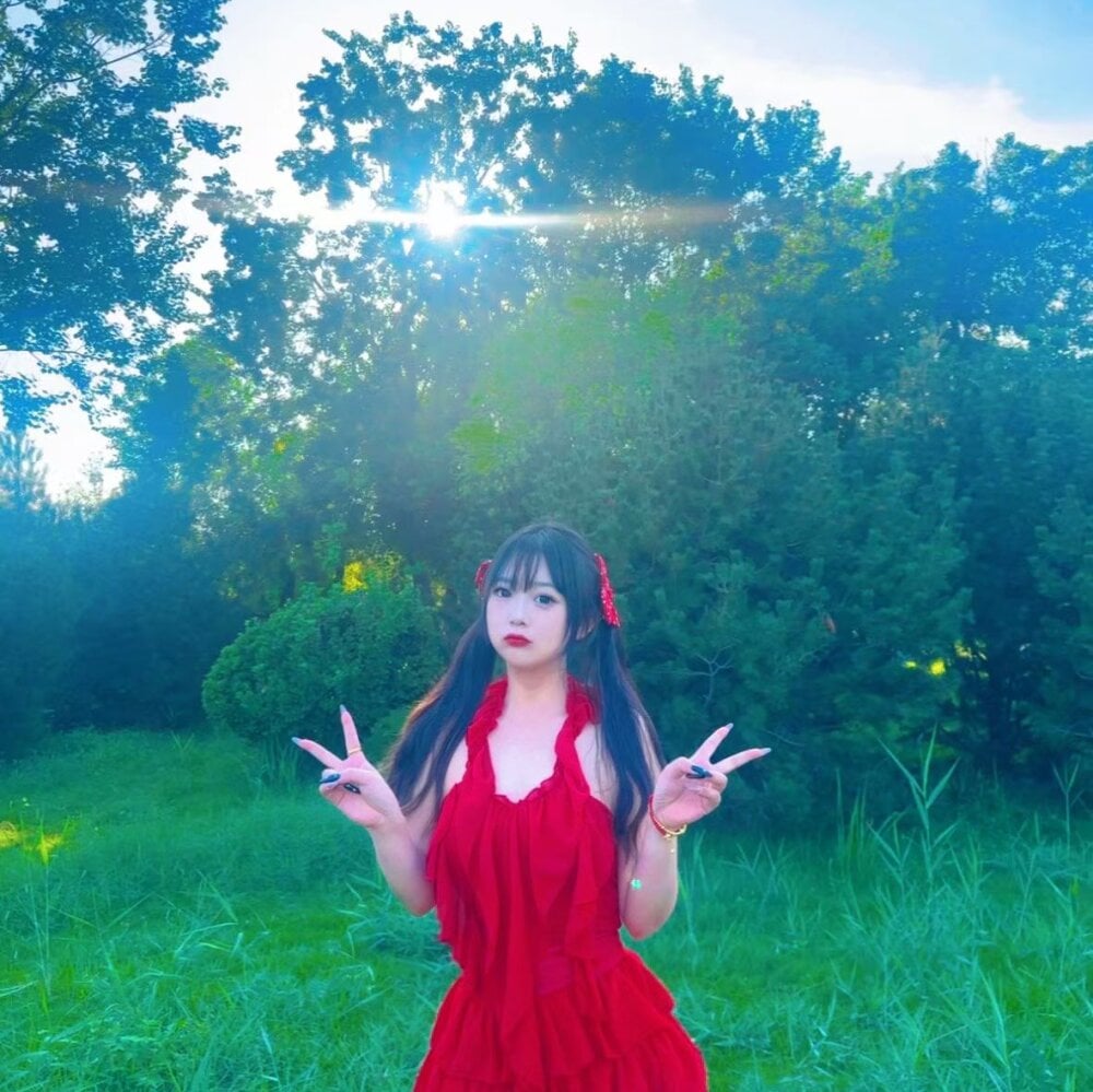 tiantian-26 live cam model at StripChat
