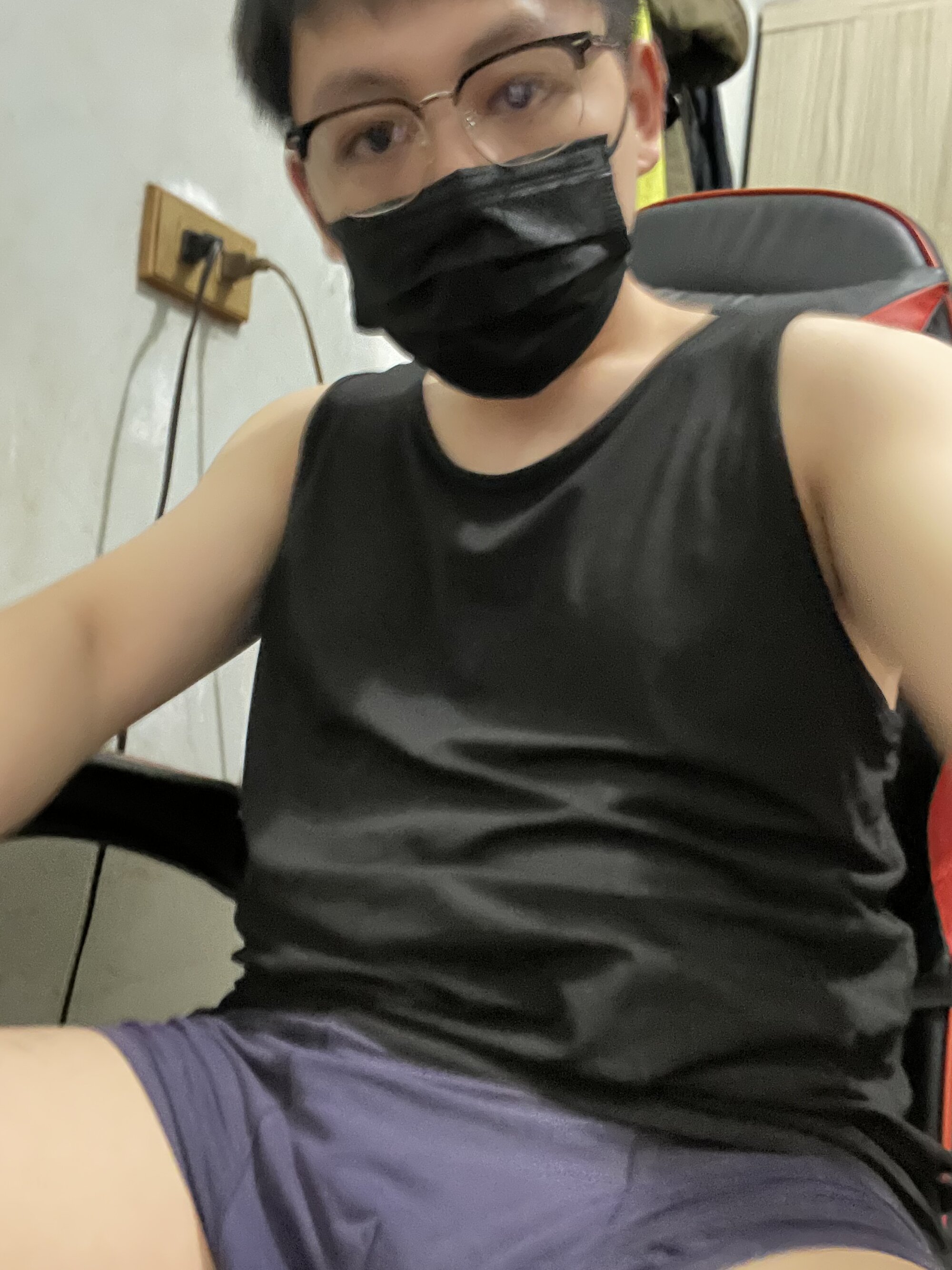 yi255976