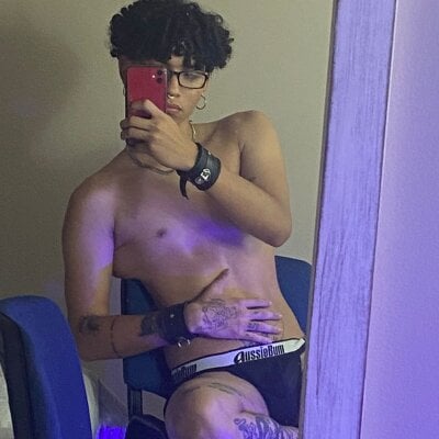 Austinsantana Male Cheapestprivates Striptease Cam
