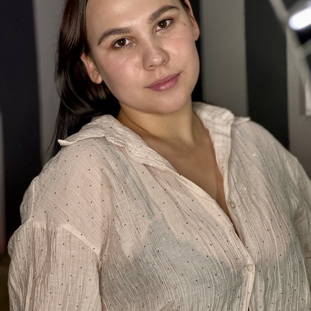 Sarahplace主播：免费直播性爱表演和聊天 | Stripchat