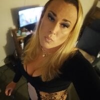 Connie_Pepper's Webcam Show