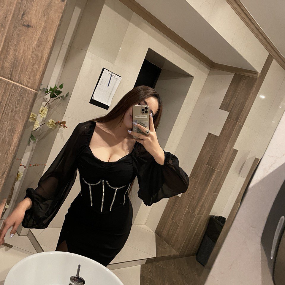 so__hee 🌇 live webcam