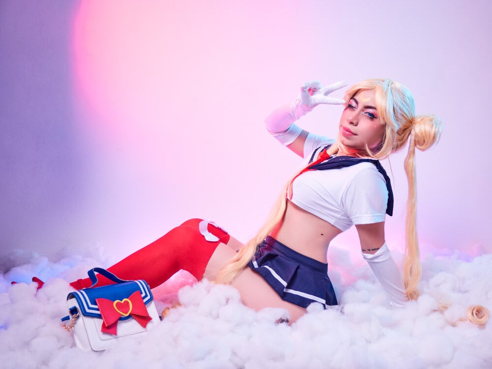 Live sex webcam photo for NinnaClark #290056002