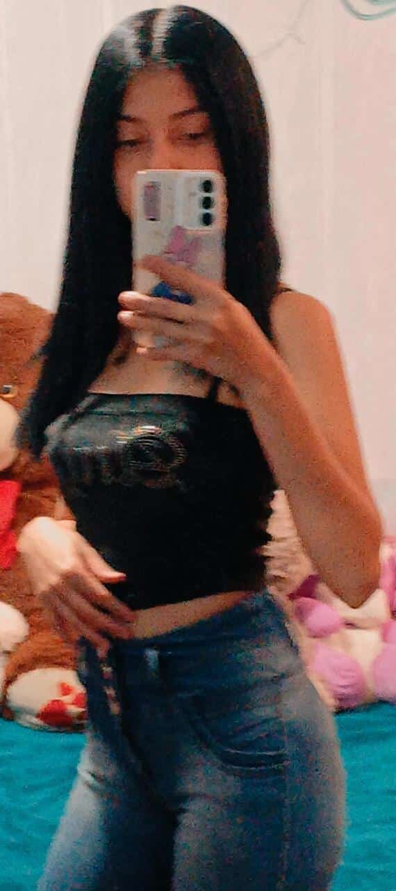emma__grey__