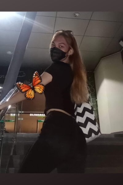 StellaSaucyCum Trans Handjob Free Cam Nude