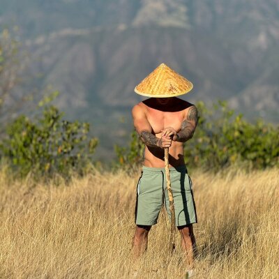 esteba_grey01 Avatar