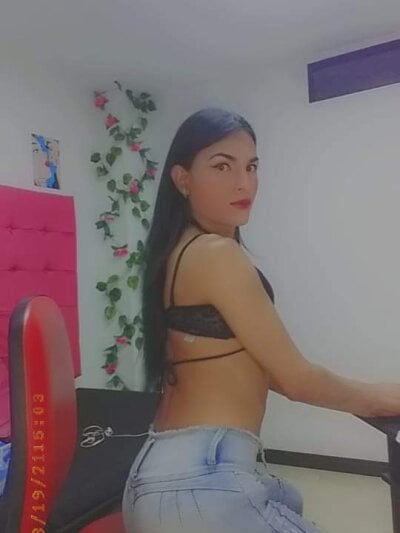 Luna_trans18 - Stripchat Trans 