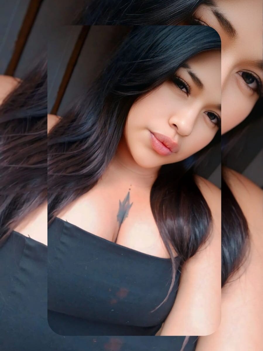 Watch  Destroy_princelinda live on StripChat