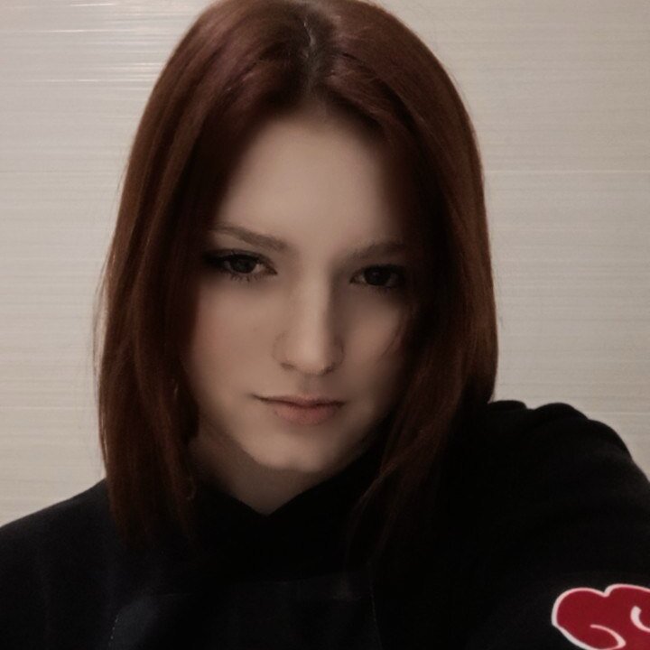 VikkyLoveRed