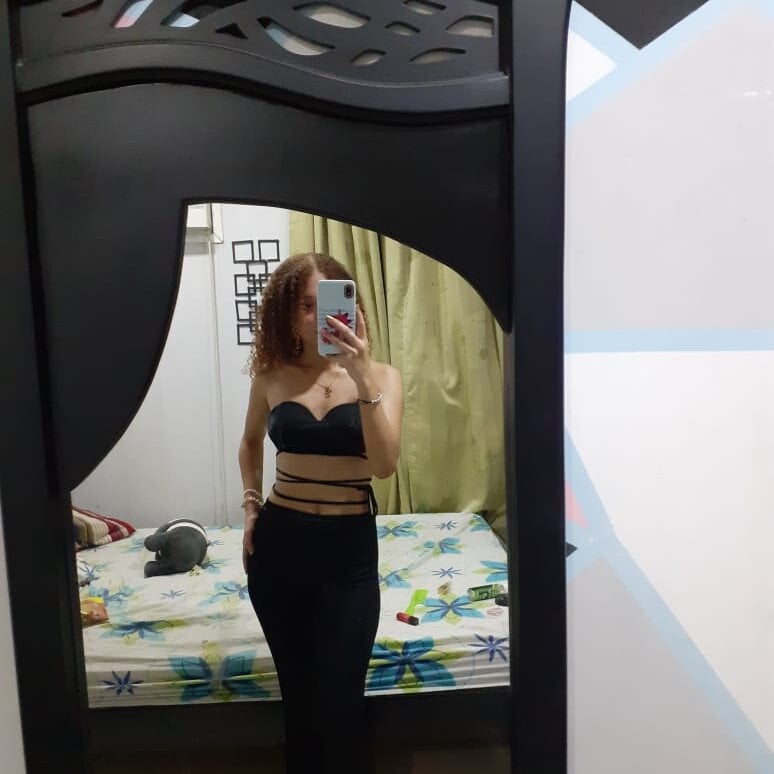thanisha0304's Offline Chat Room