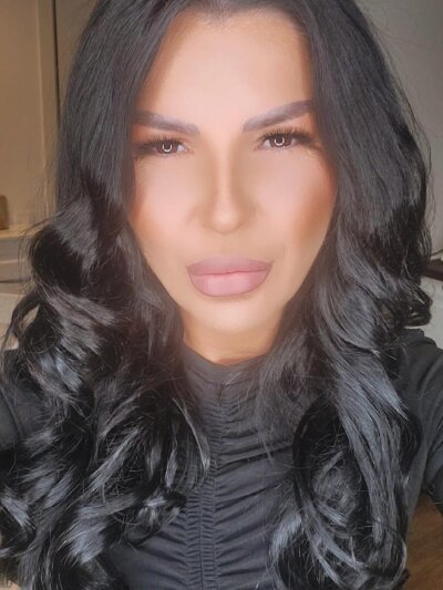 Carina_Blair live on StripChat
