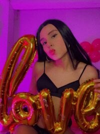 Isa-Hall's webcam live show