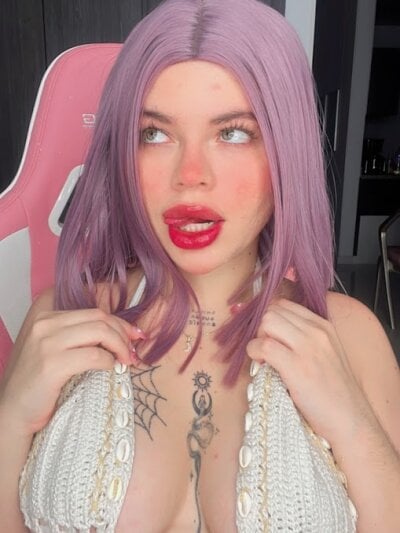 Madison_Moon_
