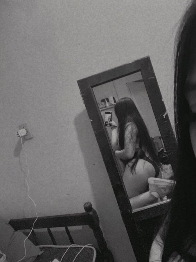 LunaLive23: συνομιλία ΧΧΧ εκτός σύνδεσης