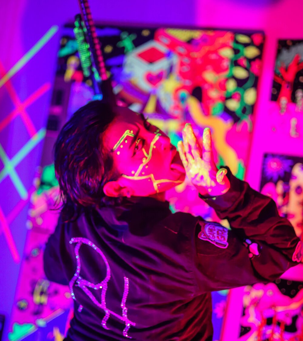 elivecams.com robin_h00t_gamer livesex profile in spanish cams