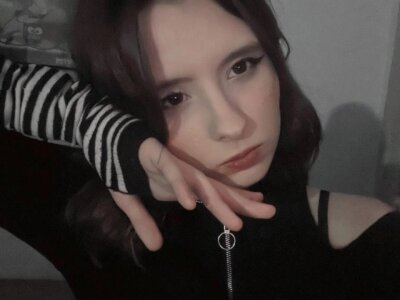 Lisanya's Webcam Show