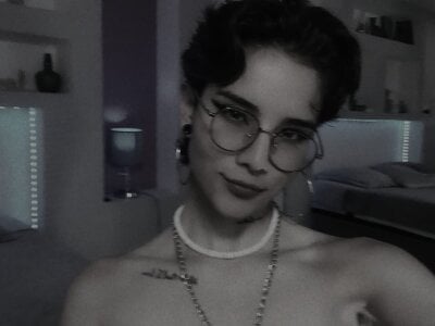 Gia_Moretti Female Newcolorful Cam Sex