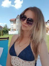 AprileMay's Offline XXX Chat