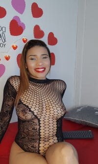 pamela_bran's Offline Chat Room