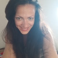 SimoneSinner's Offline Chat Room