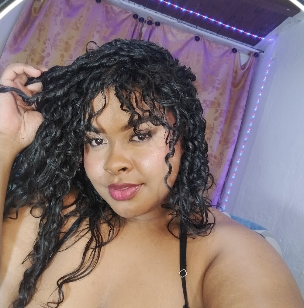 Live sex webcam photo for Ana_off_alana #289876425