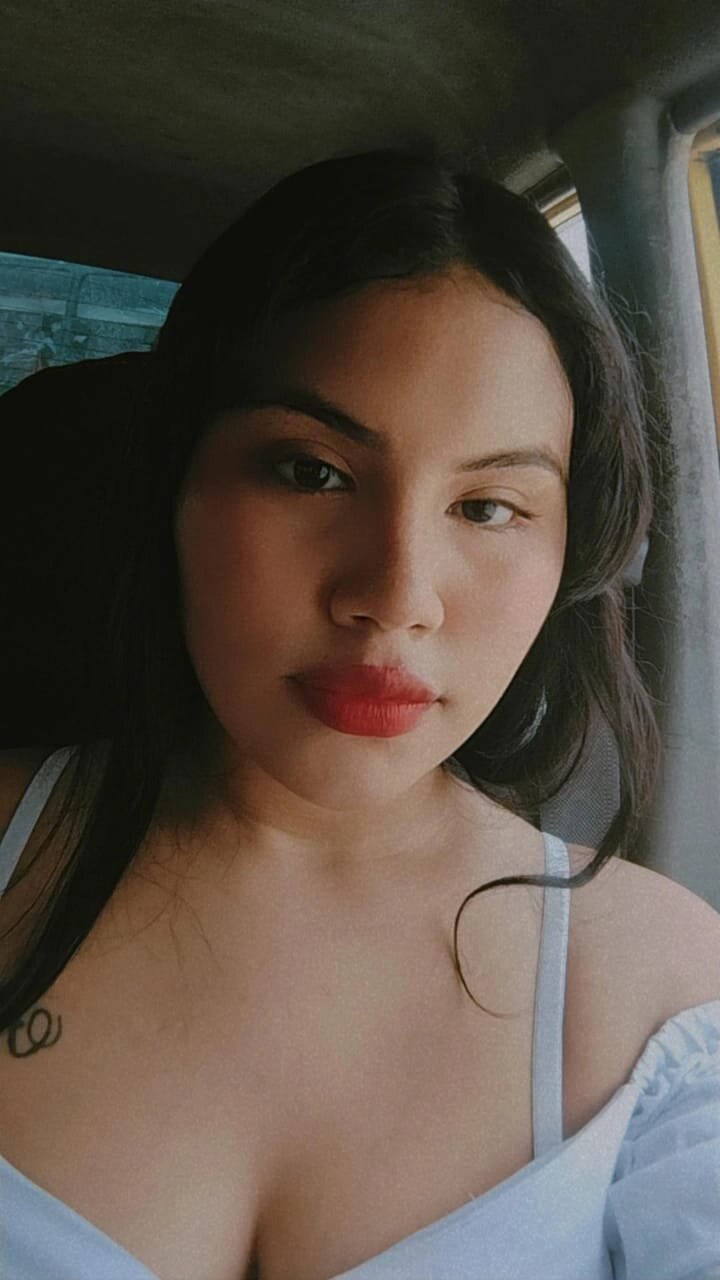 ariana_lewis18