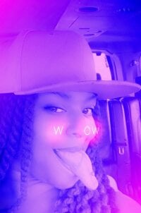 Carmencoco's Offline Chat Room