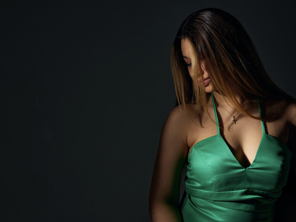 Live sex webcam photo for divetagrace #289941560